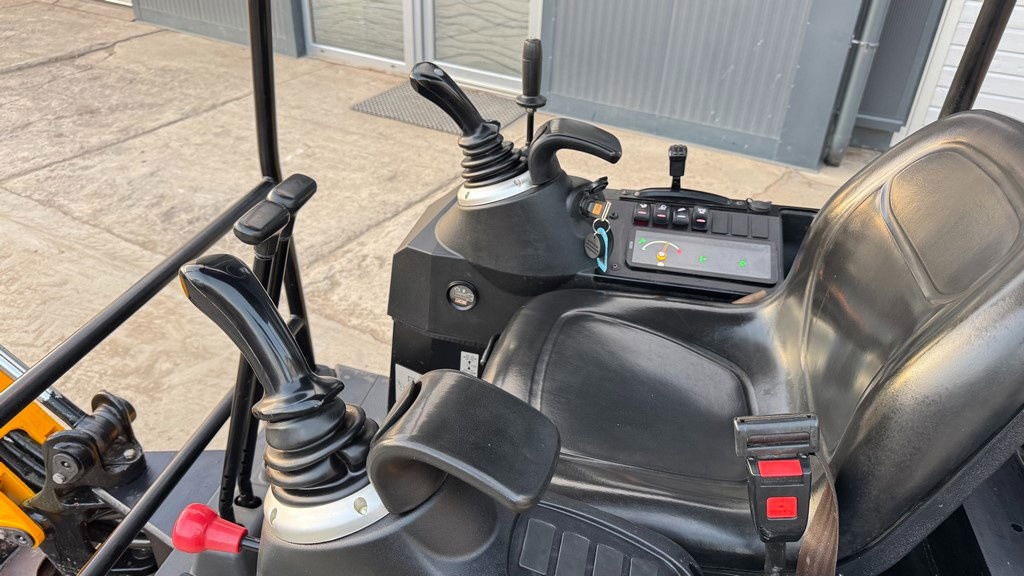 Мини-экскаватор JCB 16C-1 - 2021 Year - 275 Working Hours: фото 12 Мини-экскаватор JCB 16C-1 - 2021 Year - 275 Working Hours: фото 12