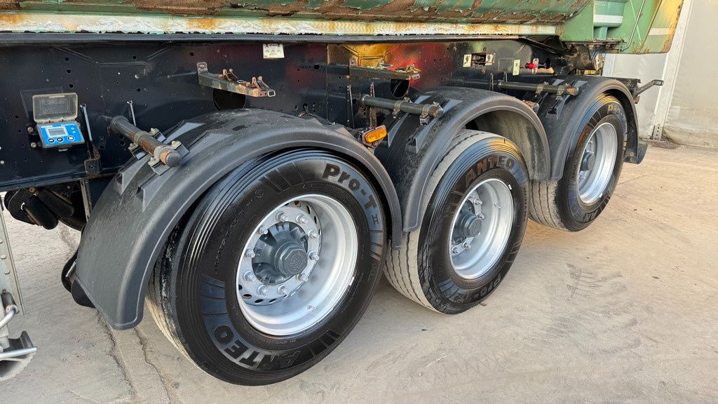 Самосвальный полуприцеп Meiller Kisa 3 - 3-Axle Tipper Trailer - hydr. back: фото 8 Самосвальный полуприцеп Meiller Kisa 3 - 3-Axle Tipper Trailer - hydr. back: фото 8