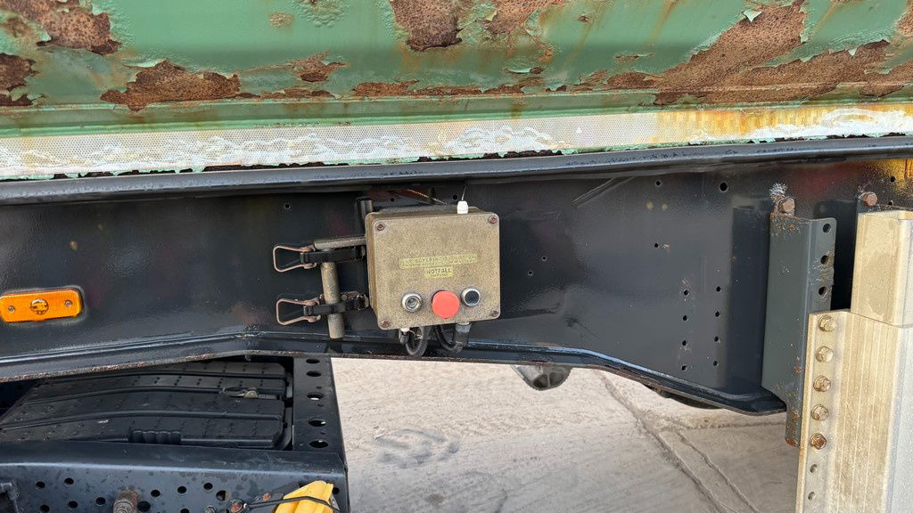 Самосвальный полуприцеп Meiller Kisa 3 - 3-Axle Tipper Trailer - hydr. back: фото 12 Самосвальный полуприцеп Meiller Kisa 3 - 3-Axle Tipper Trailer - hydr. back: фото 12