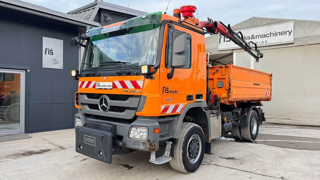 Mercedes-Benz Actros 1832 AK tipper 4x4 - crane Fassi 9.2M - remote control  в лизинг Mercedes-Benz Actros 1832 AK tipper 4x4 - crane Fassi 9.2M - remote control: фото 7