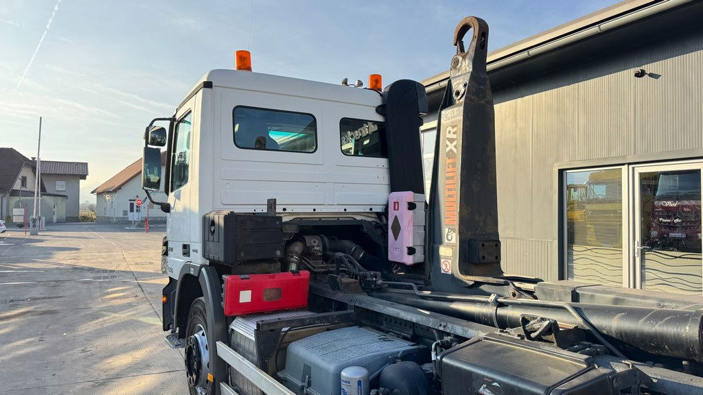 Грузовик-контейнеровоз/ Сменный кузов Mercedes-Benz Actros 2641 6x4 hiab abroll tipper - spring complete: фото 7