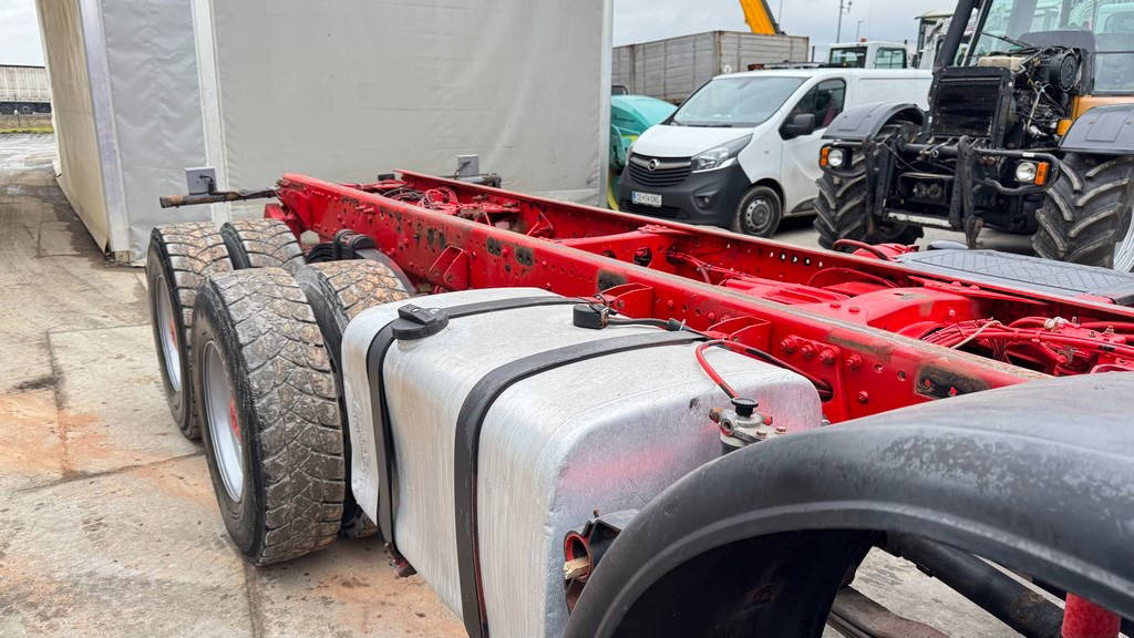Mercedes-Benz Actros 4140 8x6 chassis - big axle - Грузовик-шасси: фото 4 Mercedes-Benz Actros 4140 8x6 chassis - big axle - Грузовик-шасси: фото 4