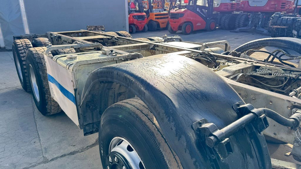 Mercedes-Benz SK 3234 8x4 chassis - Грузовик-шасси: фото 4 Mercedes-Benz SK 3234 8x4 chassis - Грузовик-шасси: фото 4