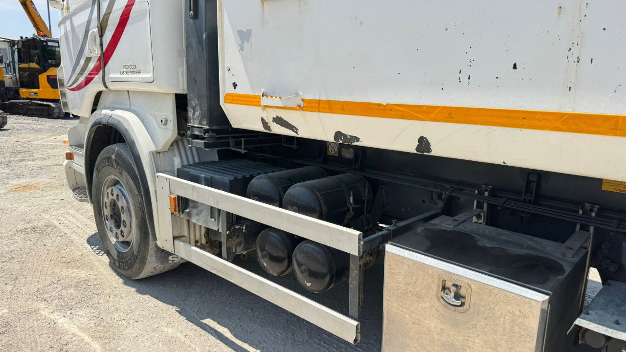 Самосвал Scania R480 8x4 tipper - lifitng axle: фото 6