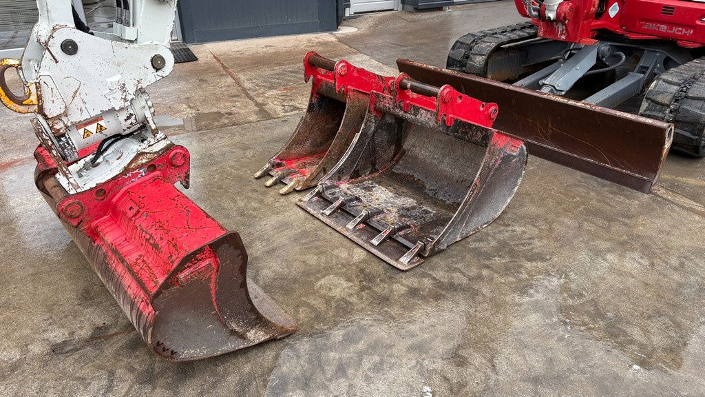 Takeuchi TB370 - Powertilt - 3X Buckets - 2021 Year - 3025 Working Hours - Мини-экскаватор: фото 2 Takeuchi TB370 - Powertilt - 3X Buckets - 2021 Year - 3025 Working Hours - Мини-экскаватор: фото 2