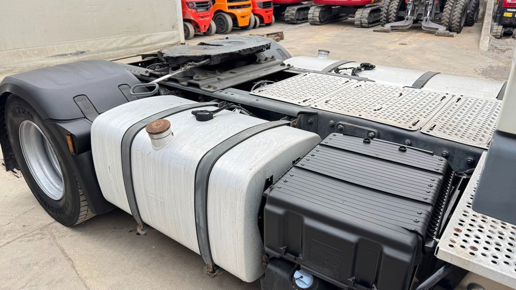 DAF XF 460 FT 4x2 tractor unit - retarder - Тягач: фото 4 DAF XF 460 FT 4x2 tractor unit - retarder - Тягач: фото 4