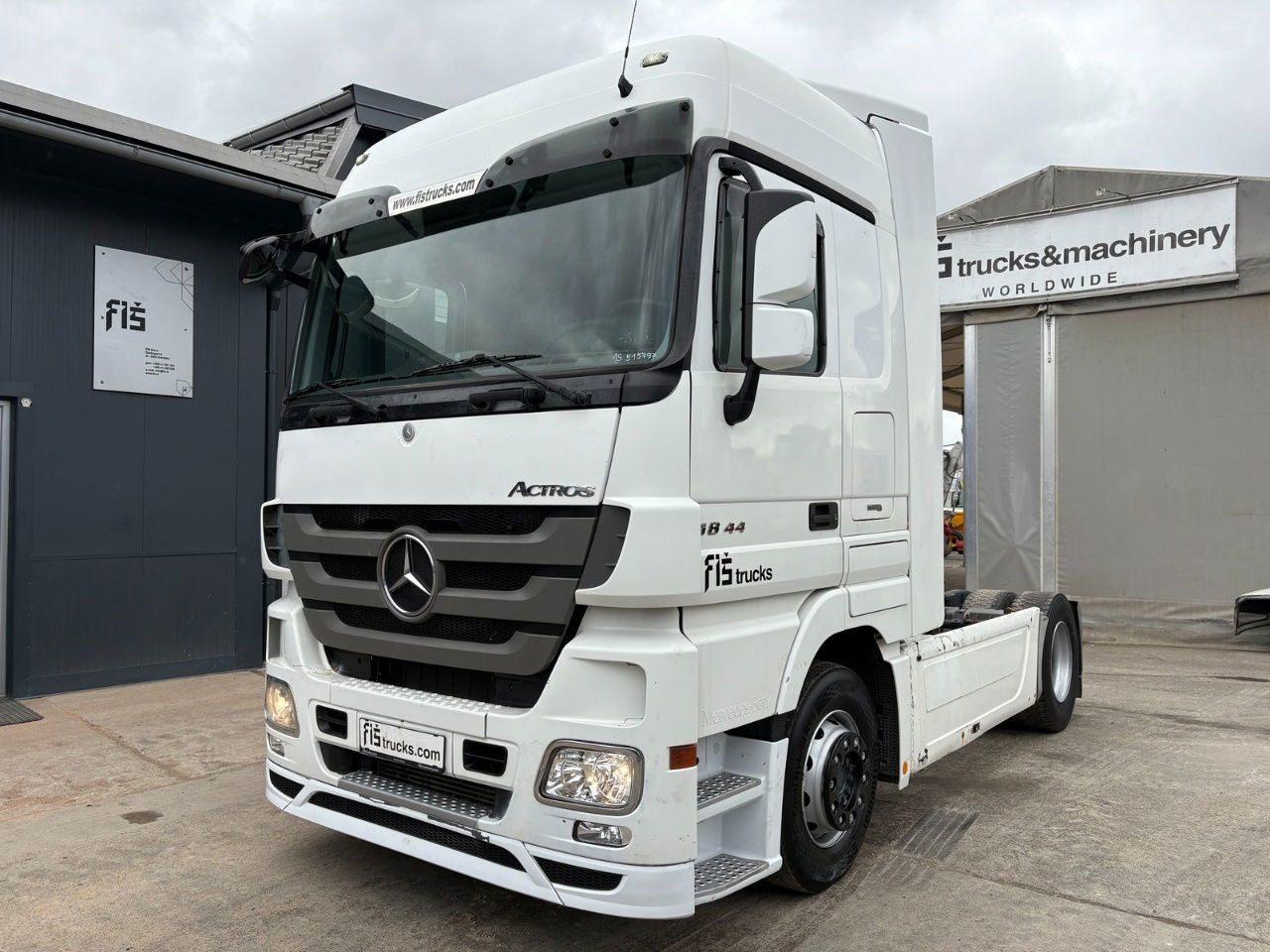 Mercedes-Benz Actros 1844 4x2 - tractor unit - retarder - Тягач: фото 1 Mercedes-Benz Actros 1844 4x2 - tractor unit - retarder - Тягач: фото 1