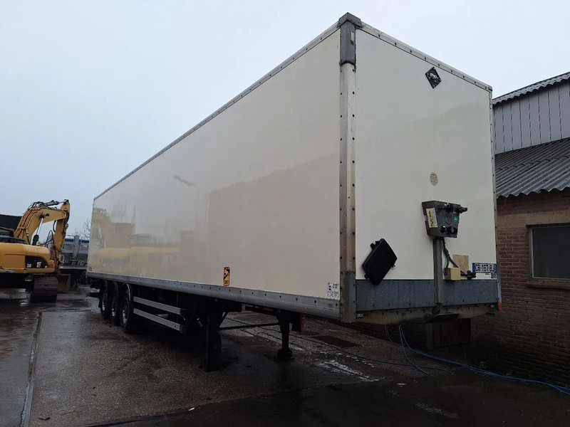 Samro ST39MHPE - Полуприцеп-фургон: фото 3 Samro ST39MHPE - Полуприцеп-фургон: фото 3