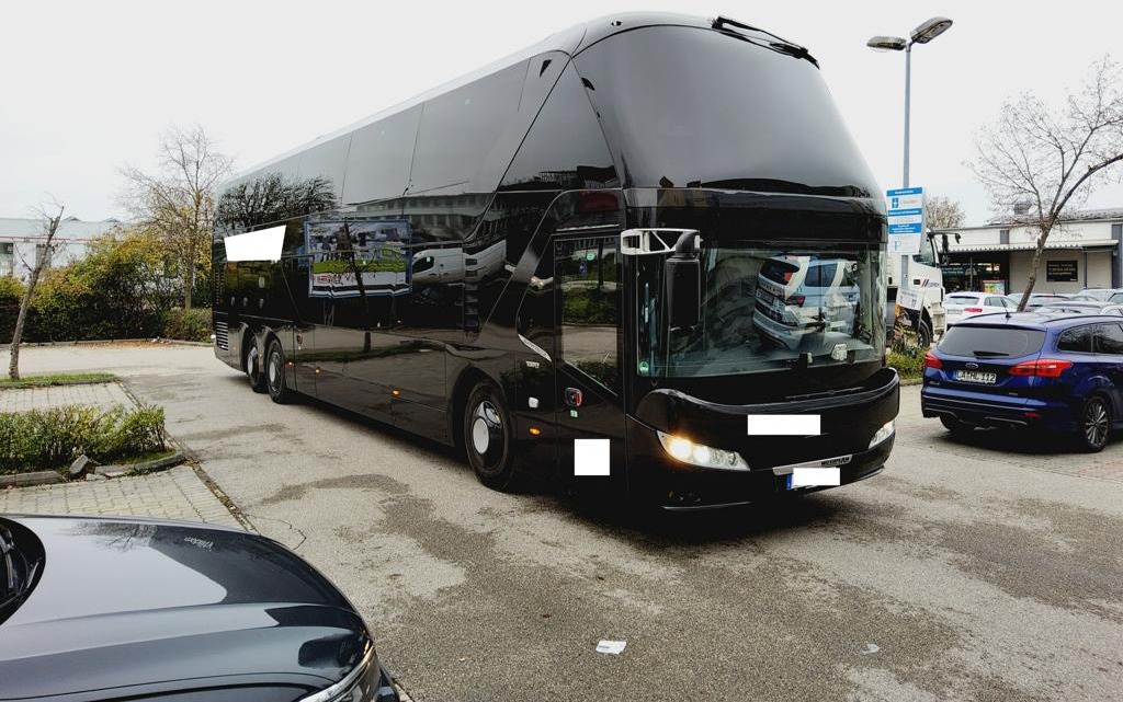 Neoplan Skyliner L P06 81+1+1 / BESONDERS gepflegt! - Двухэтажный автобус: фото 1 Neoplan Skyliner L P06 81+1+1 / BESONDERS gepflegt! - Двухэтажный автобус: фото 1