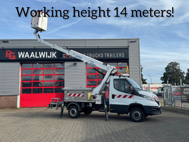 Iveco Daily 35S14 Werkhoogte 14 mtr, 221 draaiuren 18.215 km - Фургон: фото 1 Iveco Daily 35S14 Werkhoogte 14 mtr, 221 draaiuren 18.215 km - Фургон: фото 1