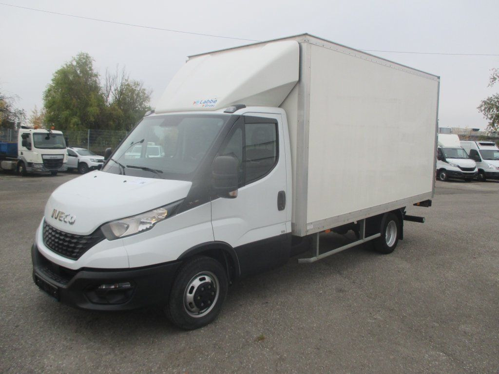 Iveco Daily 35C16 - Фургон с закрытым кузовом: фото 1 Iveco Daily 35C16 - Фургон с закрытым кузовом: фото 1