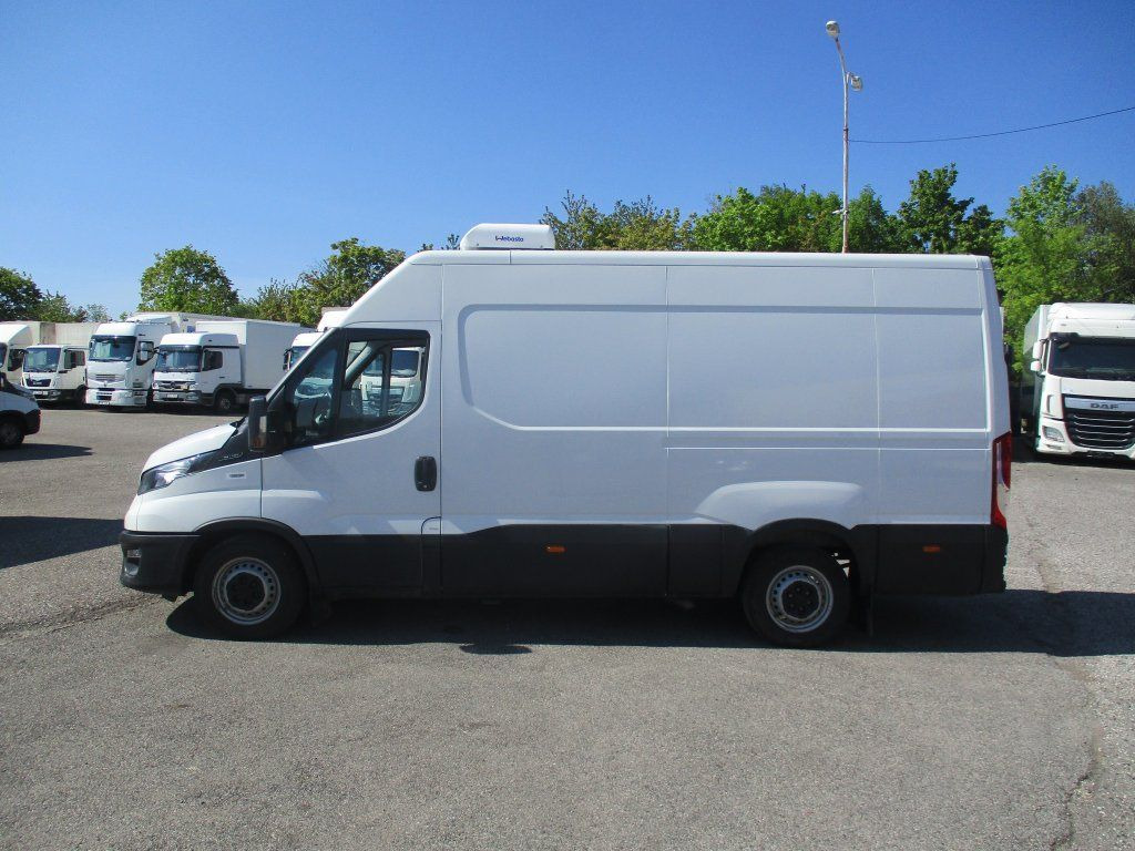 Фургон-рефрижератор Iveco Daily 35S16 2.3L: фото 15
