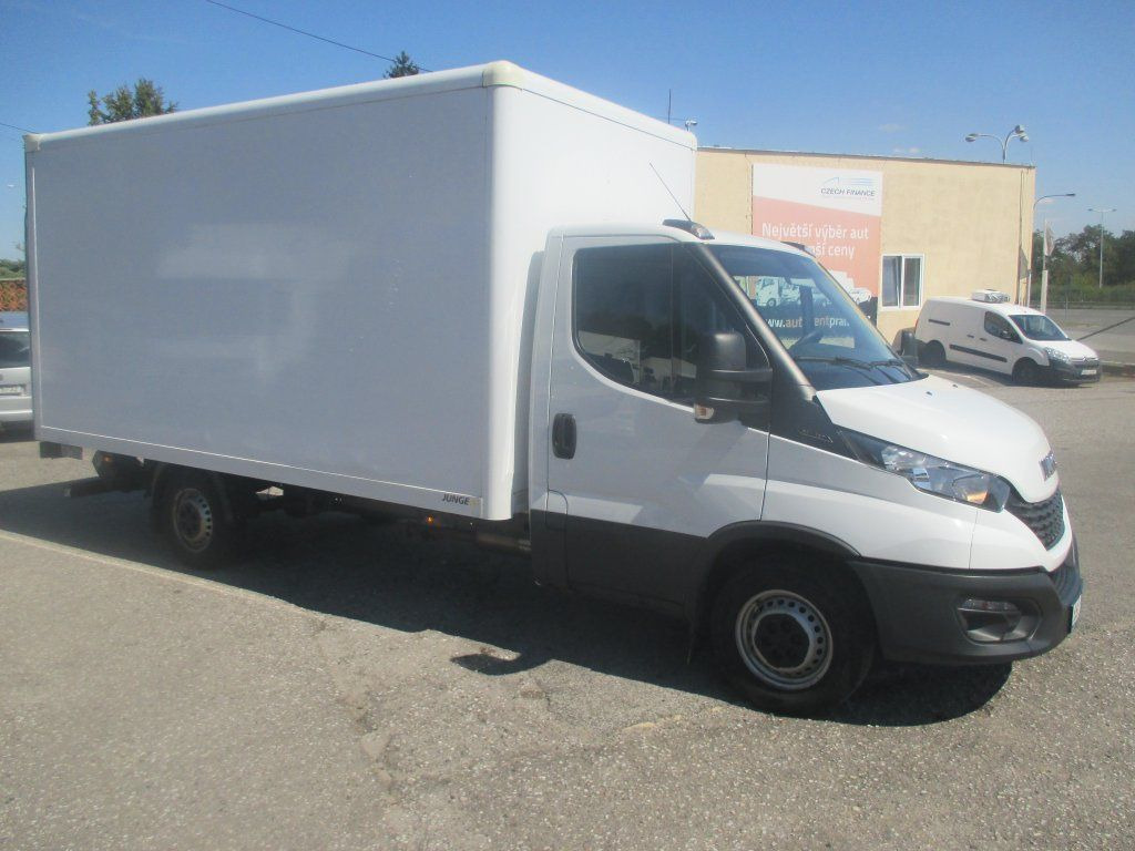 Iveco Daily 35S16 - Цельнометаллический фургон: фото 2 Iveco Daily 35S16 - Цельнометаллический фургон: фото 2
