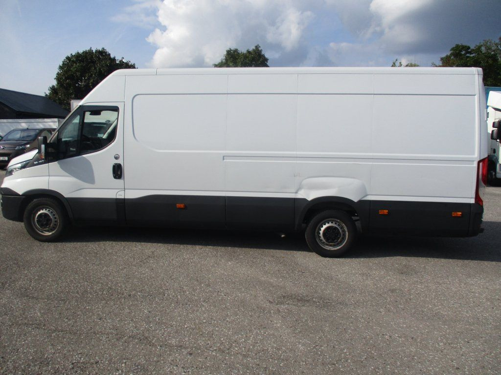 Iveco Daily 35S16 - Цельнометаллический фургон: фото 3 Iveco Daily 35S16 - Цельнометаллический фургон: фото 3