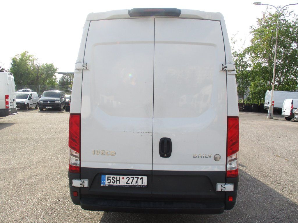 Iveco Daily 35S16 - Цельнометаллический фургон: фото 5 Iveco Daily 35S16 - Цельнометаллический фургон: фото 5