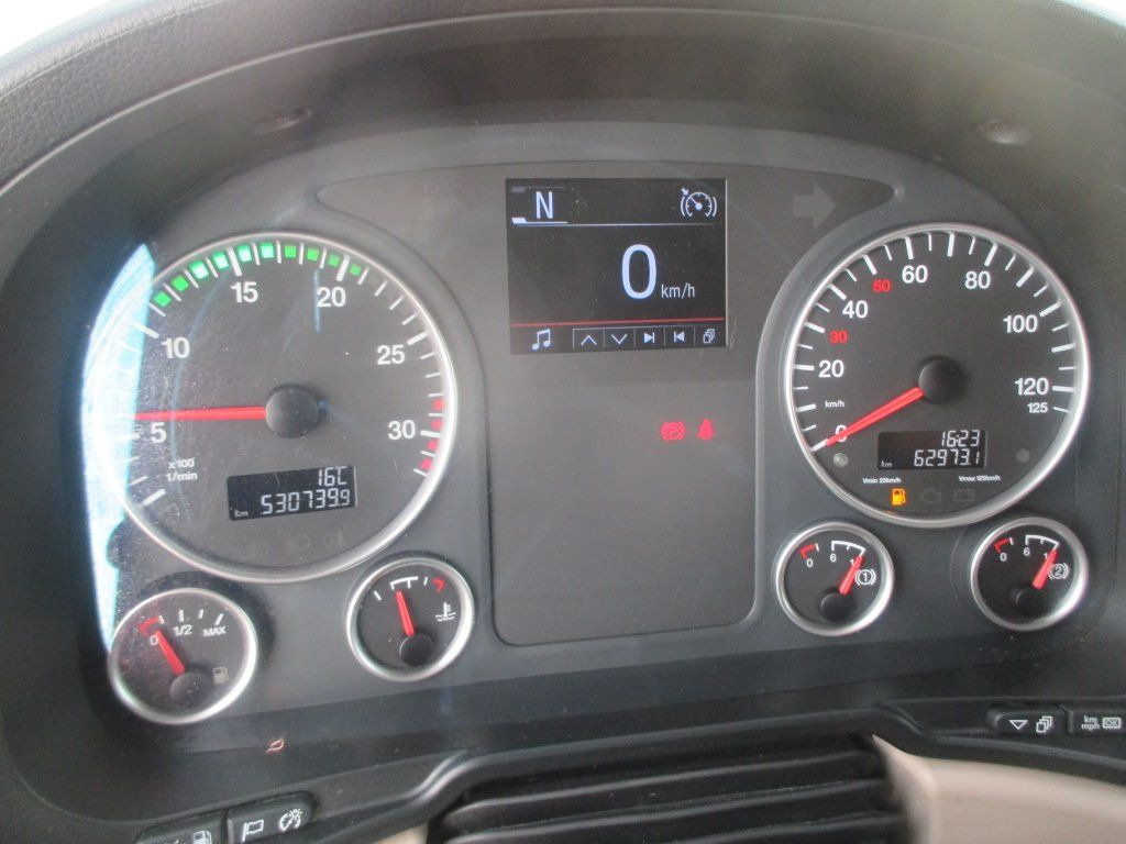 Тентованный грузовик MAN TGL 12.250: фото 13