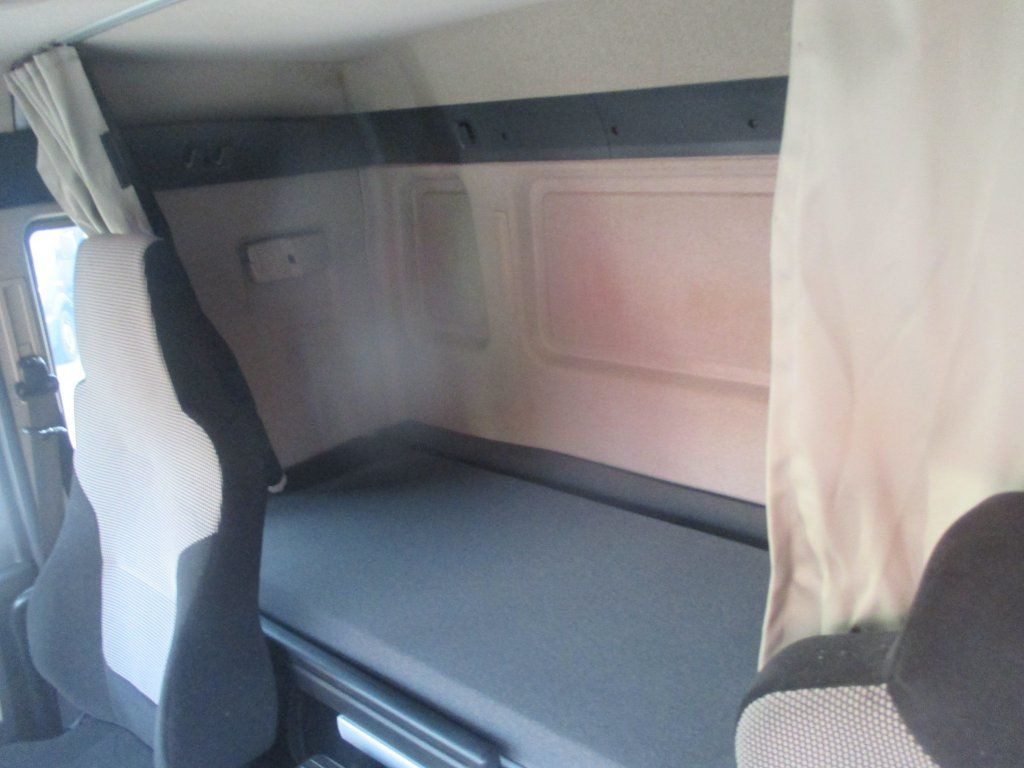 Тентованный грузовик MAN TGL 12.250: фото 17