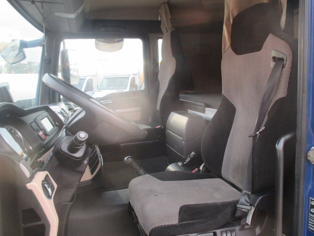 Тентованный грузовик MAN TGL 12.250: фото 11