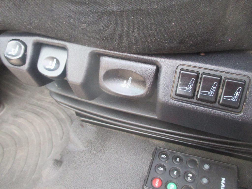 Тентованный грузовик MAN TGL 12.250: фото 18