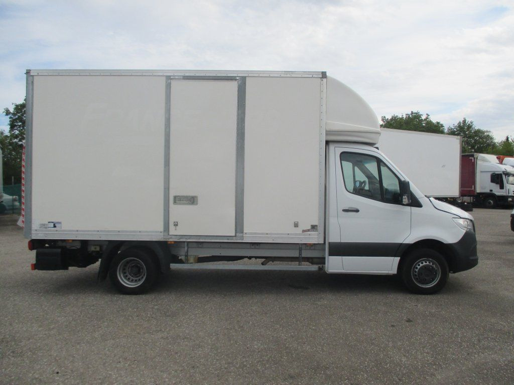 Mercedes-Benz Sprinter 514 CDi - Цельнометаллический фургон: фото 4 Mercedes-Benz Sprinter 514 CDi - Цельнометаллический фургон: фото 4