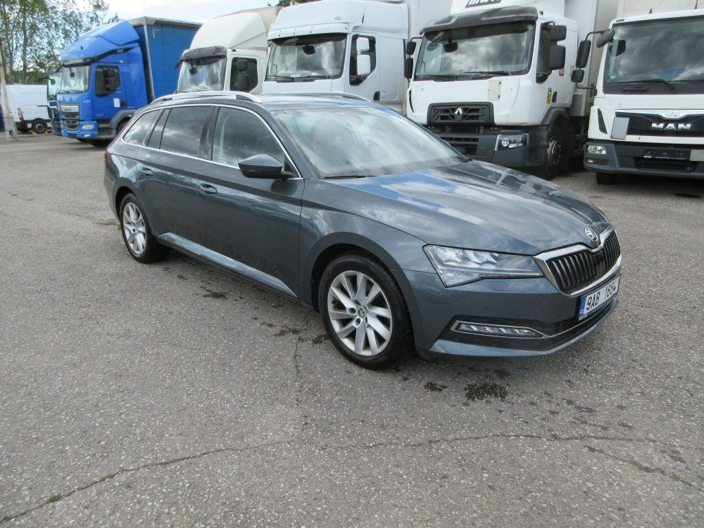 Skoda 2.0 Tdi Style - Универсал: фото 2 Skoda 2.0 Tdi Style - Универсал: фото 2