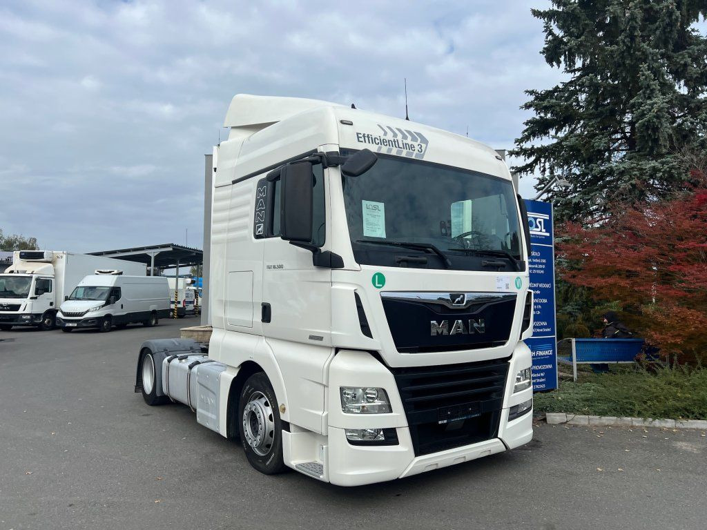 MAN TGX18.500 MEGA/lowdeck - Тягач: фото 2 MAN TGX18.500 MEGA/lowdeck - Тягач: фото 2