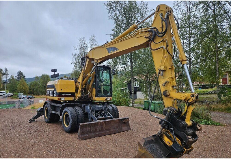 Колёсный экскаватор Caterpillar M312 Engcon EC20 tiltrotator: фото 9