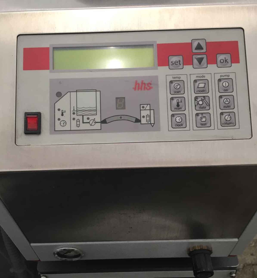 Baumer HHS hotmelt gluing system with C 1100-8 controller and hotmelt tank HHS HMP-04-1x2-PDE - Фальцовщик: фото 2 Baumer HHS hotmelt gluing system with C 1100-8 controller and hotmelt tank HHS HMP-04-1x2-PDE - Фальцовщик: фото 2