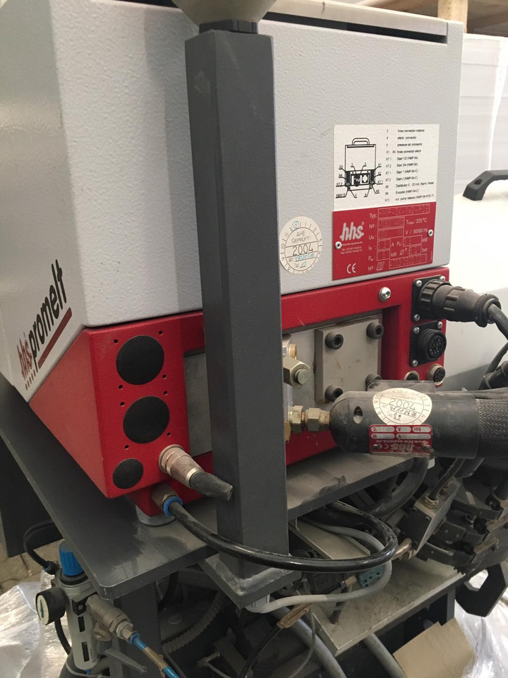 Baumer HHS hotmelt gluing system with C 1100-8 controller and hotmelt tank HHS HMP-04-1x2-PDE - Фальцовщик: фото 5 Baumer HHS hotmelt gluing system with C 1100-8 controller and hotmelt tank HHS HMP-04-1x2-PDE - Фальцовщик: фото 5