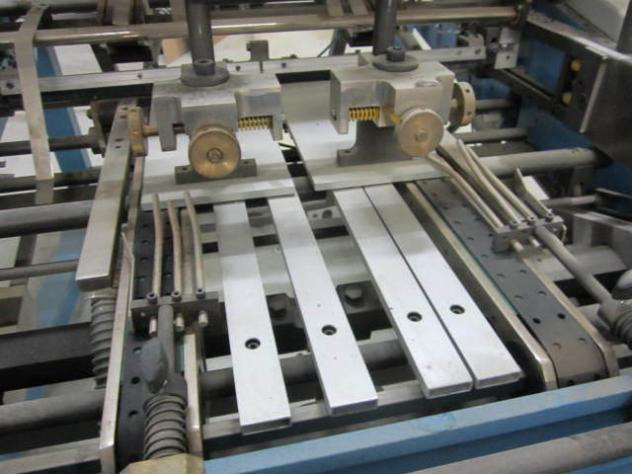 Fidia Dora-Combi Folder Folding Gluing Machine - Фальцовщик: фото 4 Fidia Dora-Combi Folder Folding Gluing Machine - Фальцовщик: фото 4