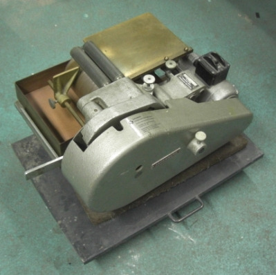 Jagenberg 150 Single Roll Edge Banding Machine - Переплетная машина: фото 1 Jagenberg 150 Single Roll Edge Banding Machine - Переплетная машина: фото 1