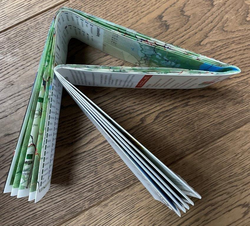 Map folding machine Herzog & Heymann M7.10-35 + M7.4-58 + flat pile feeder MBO F 76 Solo - mobile upright sheet delivery 371 - Фальцовщик: фото 5 Map folding machine Herzog & Heymann M7.10-35 + M7.4-58 + flat pile feeder MBO F 76 Solo - mobile upright sheet delivery 371 - Фальцовщик: фото 5