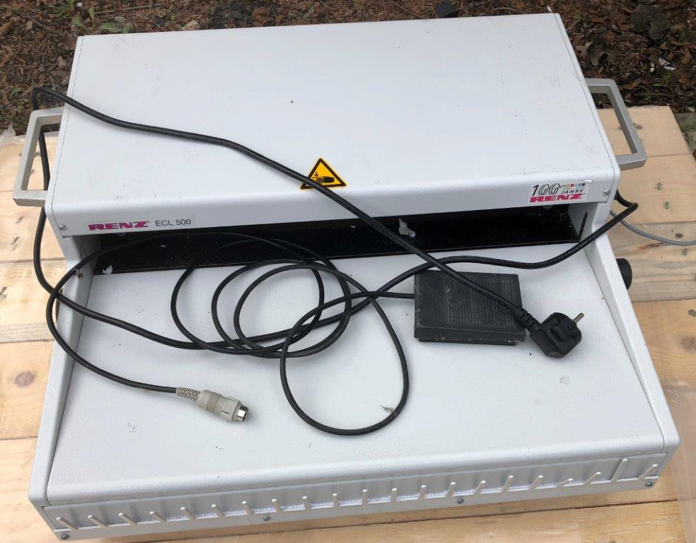 Renz ECL 500 electric closing machine for wire comb bindings - Переплетная машина: фото 1 Renz ECL 500 electric closing machine for wire comb bindings - Переплетная машина: фото 1