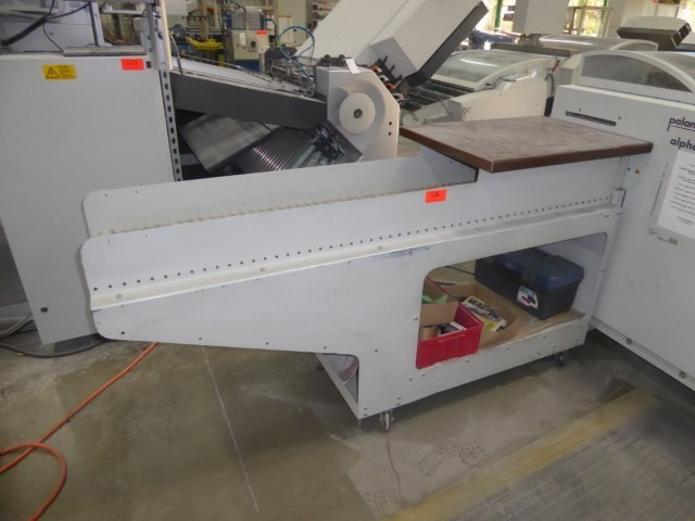 Stacking display Palamides alpha 500 - Фальцовщик: фото 2 Stacking display Palamides alpha 500 - Фальцовщик: фото 2