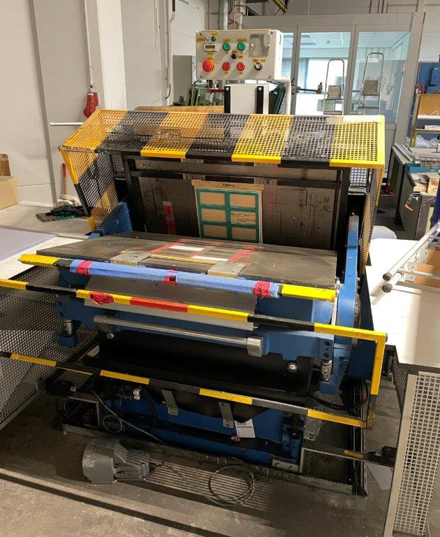 Semiautomatic Platen Strati 41 - Печатное оборудование: фото 1 Semiautomatic Platen Strati 41 - Печатное оборудование: фото 1