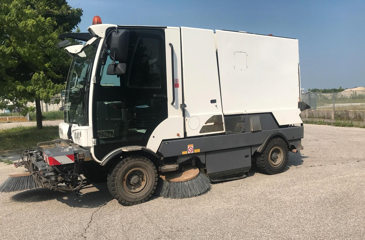 SPAZZATRICE STRADALE DULEVO 3000 - Подметально-уборочная машина: фото 1 SPAZZATRICE STRADALE DULEVO 3000 - Подметально-уборочная машина: фото 1