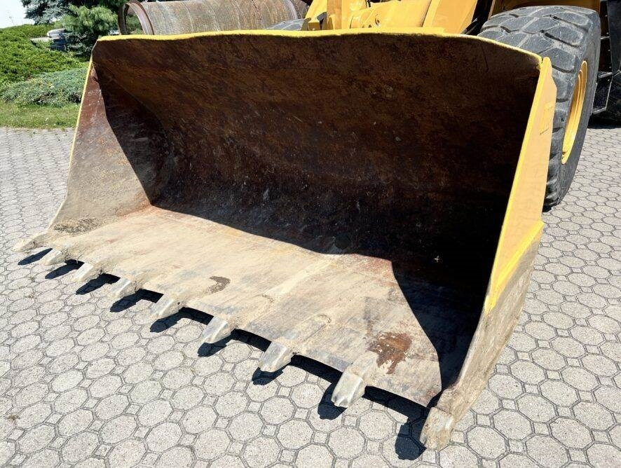 Колёсный погрузчик CAT 966M: фото 6