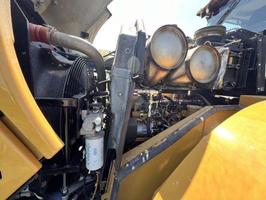 Колёсный погрузчик CAT 966M: фото 15