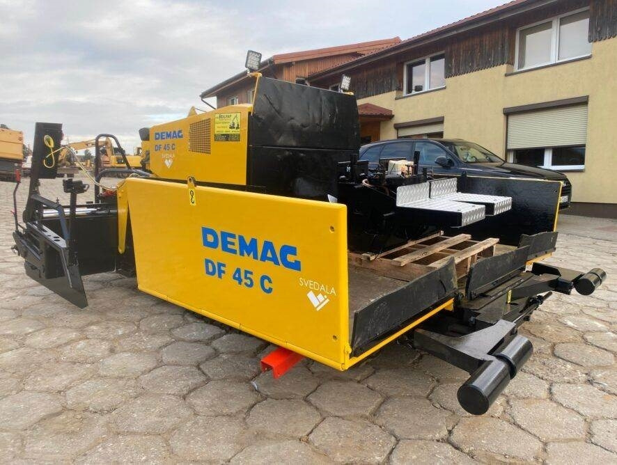 Асфальтоукладчик Demag DF-45C: фото 7