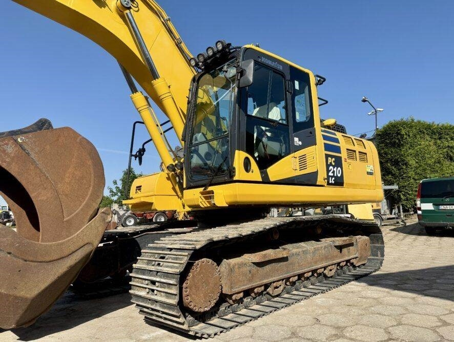 Komatsu PC210LC-11 ENGCON 2x buckets - Гусеничный экскаватор: фото 1 Komatsu PC210LC-11 ENGCON 2x buckets - Гусеничный экскаватор: фото 1