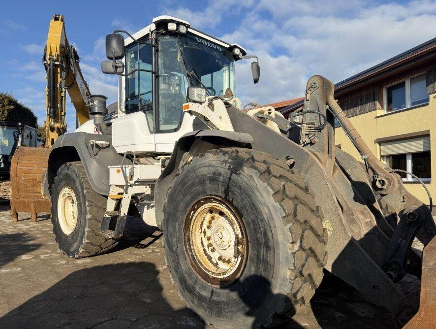Volvo L120H  в лизинг Volvo L120H: фото 6