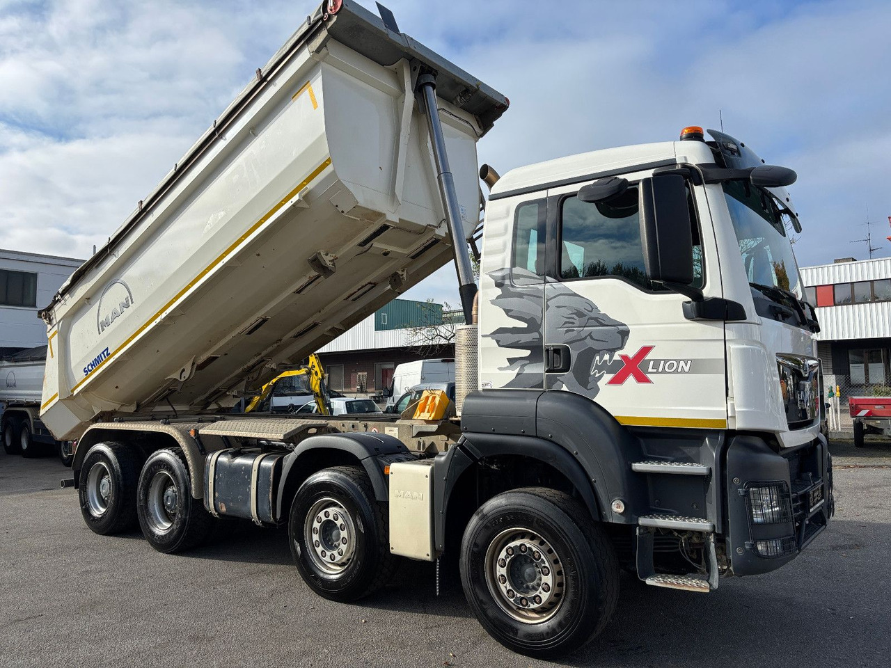 MAN TGS41.510 8x4 Schmitz Muldenkipper Retarder/19m³ в лизинг MAN TGS41.510 8x4 Schmitz Muldenkipper Retarder/19m³: фото 8 MAN TGS41.510 8x4 Schmitz Muldenkipper Retarder/19m³ в лизинг MAN TGS41.510 8x4 Schmitz Muldenkipper Retarder/19m³: фото 8