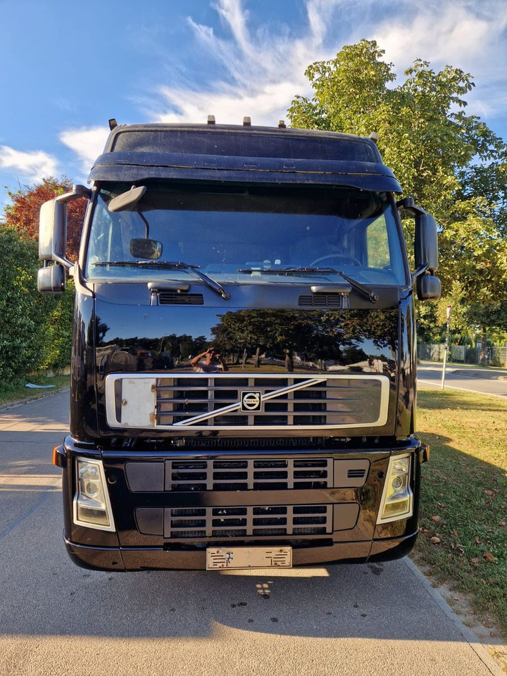 Volvo FH 560 TOP ZUSTAND - Тягач: фото 3 Volvo FH 560 TOP ZUSTAND - Тягач: фото 3