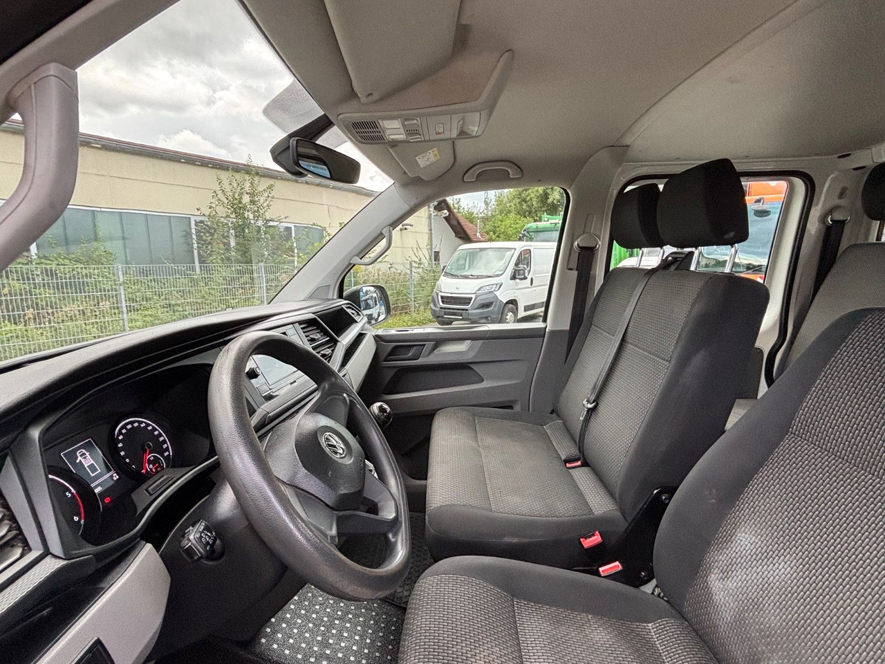 Малотоннажный бортовой грузовик, Грузопассажирский фургон Volkswagen T6 Transporter 4Motion/150PS 2.0/DoKa/Klima: фото 10