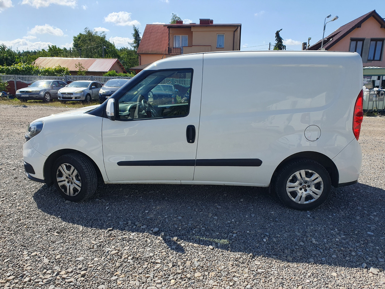 FIAT DOBLO CHLODNIA THERMOKING KLIMA EURO6 - Фургон-рефрижератор: фото 3 FIAT DOBLO CHLODNIA THERMOKING KLIMA EURO6 - Фургон-рефрижератор: фото 3
