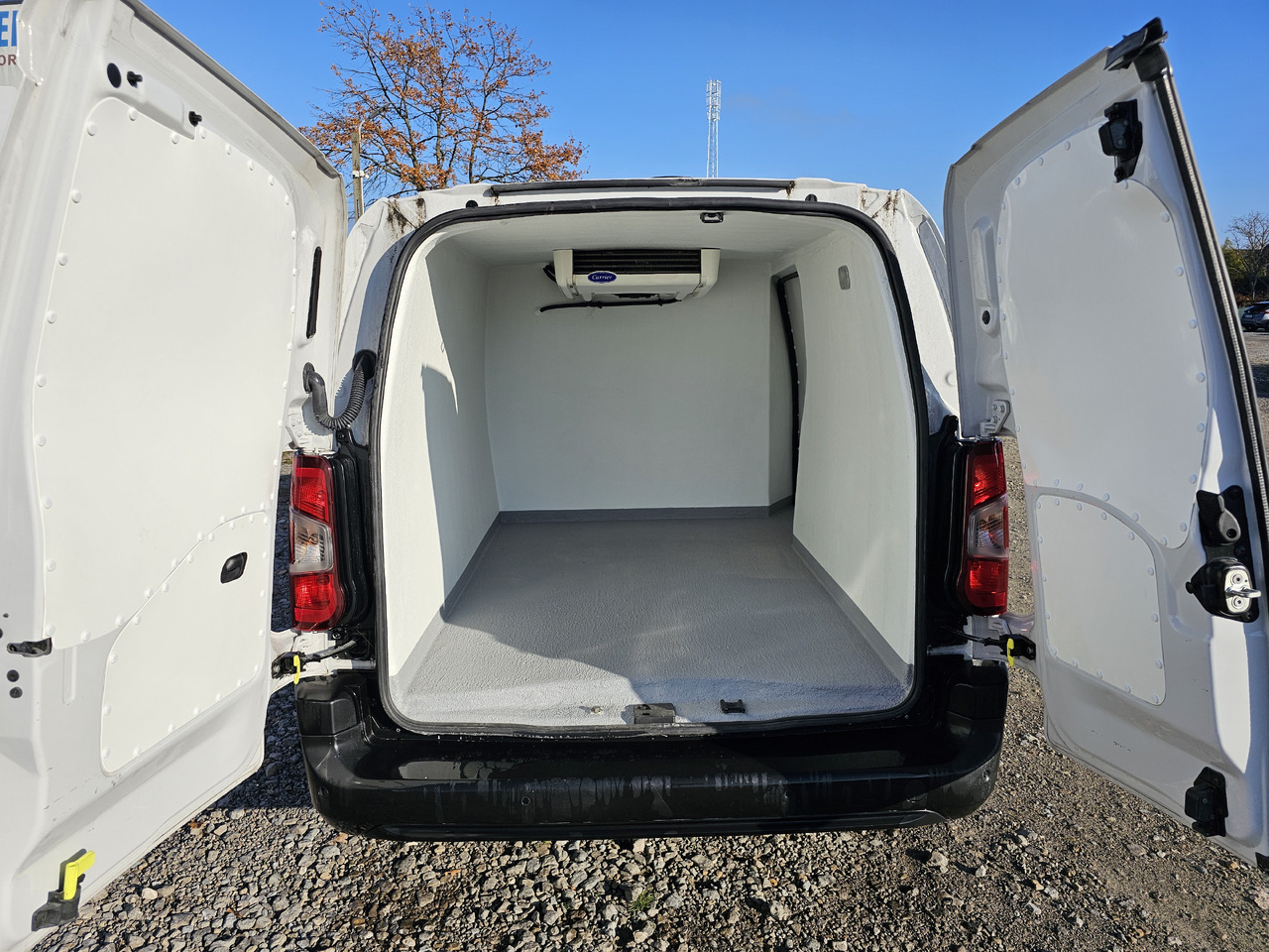 OPEL COMBO MAXI LONG CHLODNIA MROZNIA CARRIER KLIMA EURO6 - Фургон-рефрижератор: фото 2 OPEL COMBO MAXI LONG CHLODNIA MROZNIA CARRIER KLIMA EURO6 - Фургон-рефрижератор: фото 2
