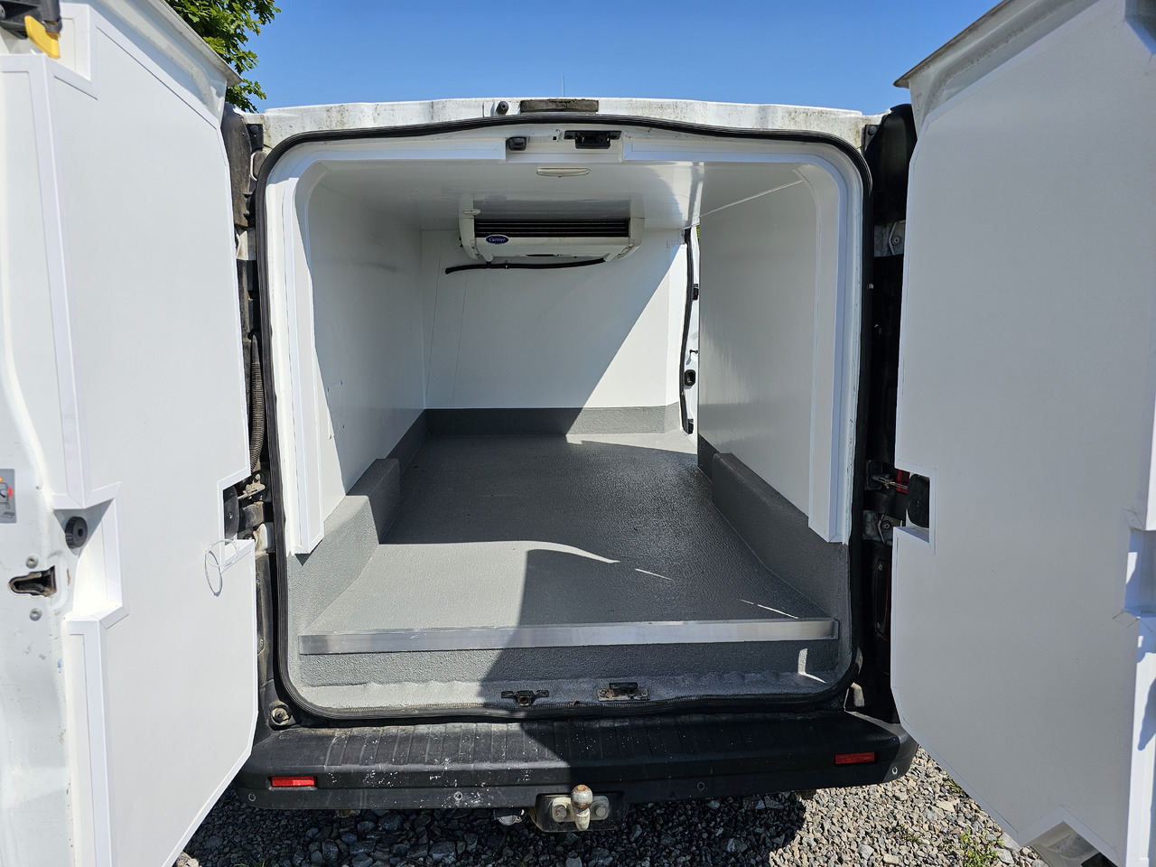 RENAULT TRAFIC L2H1 CHLODNIA MROZNIA CARRIER+230V KLIMA KAMERA EURO6 - Фургон-рефрижератор: фото 2 RENAULT TRAFIC L2H1 CHLODNIA MROZNIA CARRIER+230V KLIMA KAMERA EURO6 - Фургон-рефрижератор: фото 2