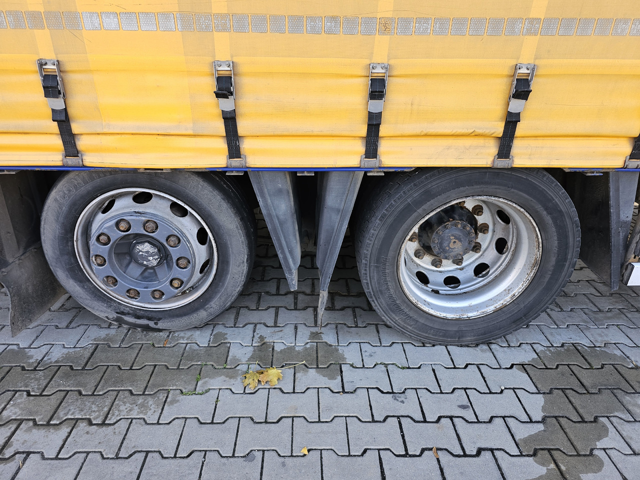 Тентованный грузовик VOLVO FH460 ZESTAW TANDEM 120 M3 PRZEJAZDOWY + PRZYCZEPA FIRANKA SAF: фото 13 Тентованный грузовик VOLVO FH460 ZESTAW TANDEM 120 M3 PRZEJAZDOWY + PRZYCZEPA FIRANKA SAF: фото 13