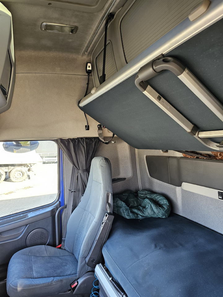 Тентованный грузовик VOLVO FH460 ZESTAW TANDEM 120 M3 PRZEJAZDOWY + PRZYCZEPA FIRANKA SAF: фото 21 Тентованный грузовик VOLVO FH460 ZESTAW TANDEM 120 M3 PRZEJAZDOWY + PRZYCZEPA FIRANKA SAF: фото 21