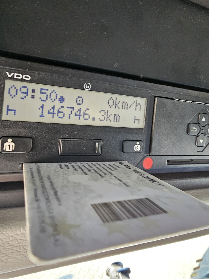 Тентованный грузовик VOLVO FH460 ZESTAW TANDEM 120 M3 PRZEJAZDOWY + PRZYCZEPA FIRANKA SAF: фото 18 Тентованный грузовик VOLVO FH460 ZESTAW TANDEM 120 M3 PRZEJAZDOWY + PRZYCZEPA FIRANKA SAF: фото 18